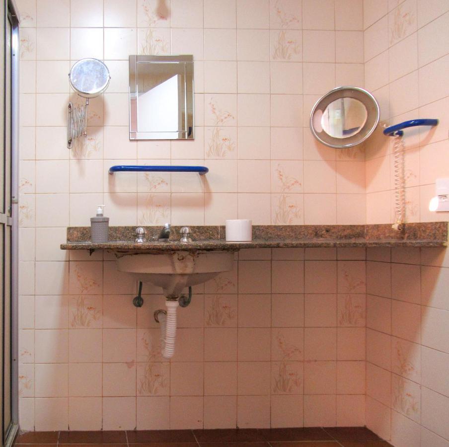Apto A 200 M Da Pitangueiras-guaruja Sp Apartamento *