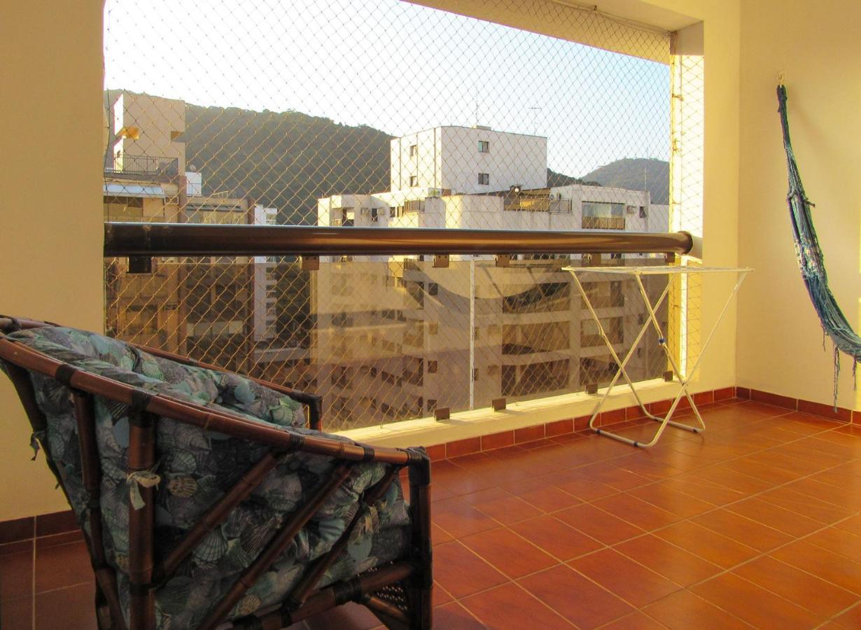 Apto A 200 M Da Pitangueiras-guaruja Sp Guarujá